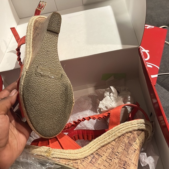 Heels - Picture 3 of 5